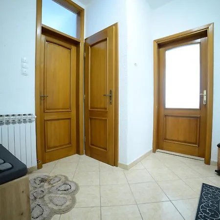 Nur Apartment