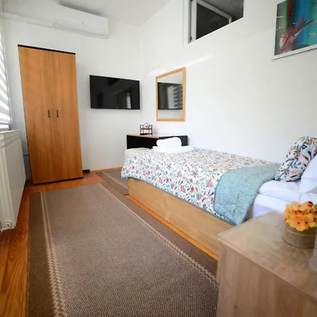 Apartment Nur