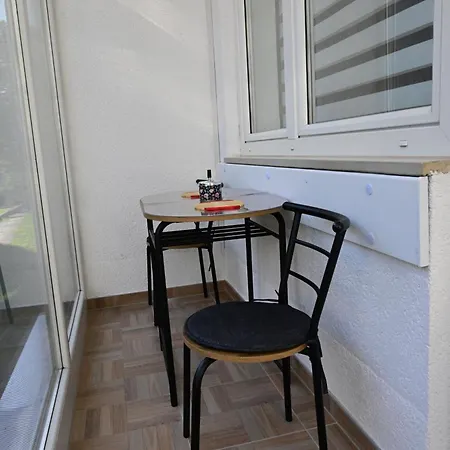 Apartment Nur *