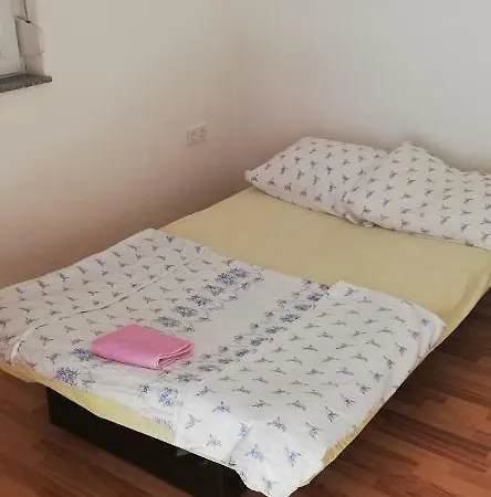 Apartment Apartman Nur *